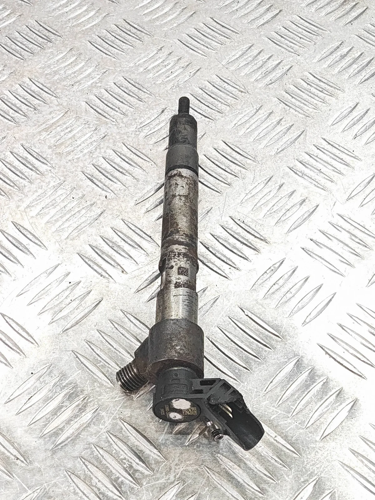 Fuel Injector Kia Ceed 3380020000 Used image 3