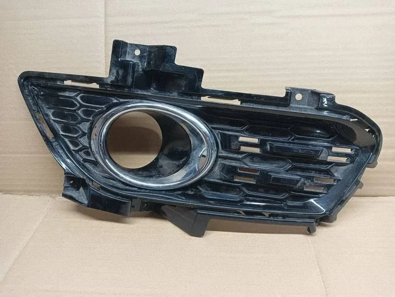 Grill Ford Mondeo MK5 ST Line Vänster Fram