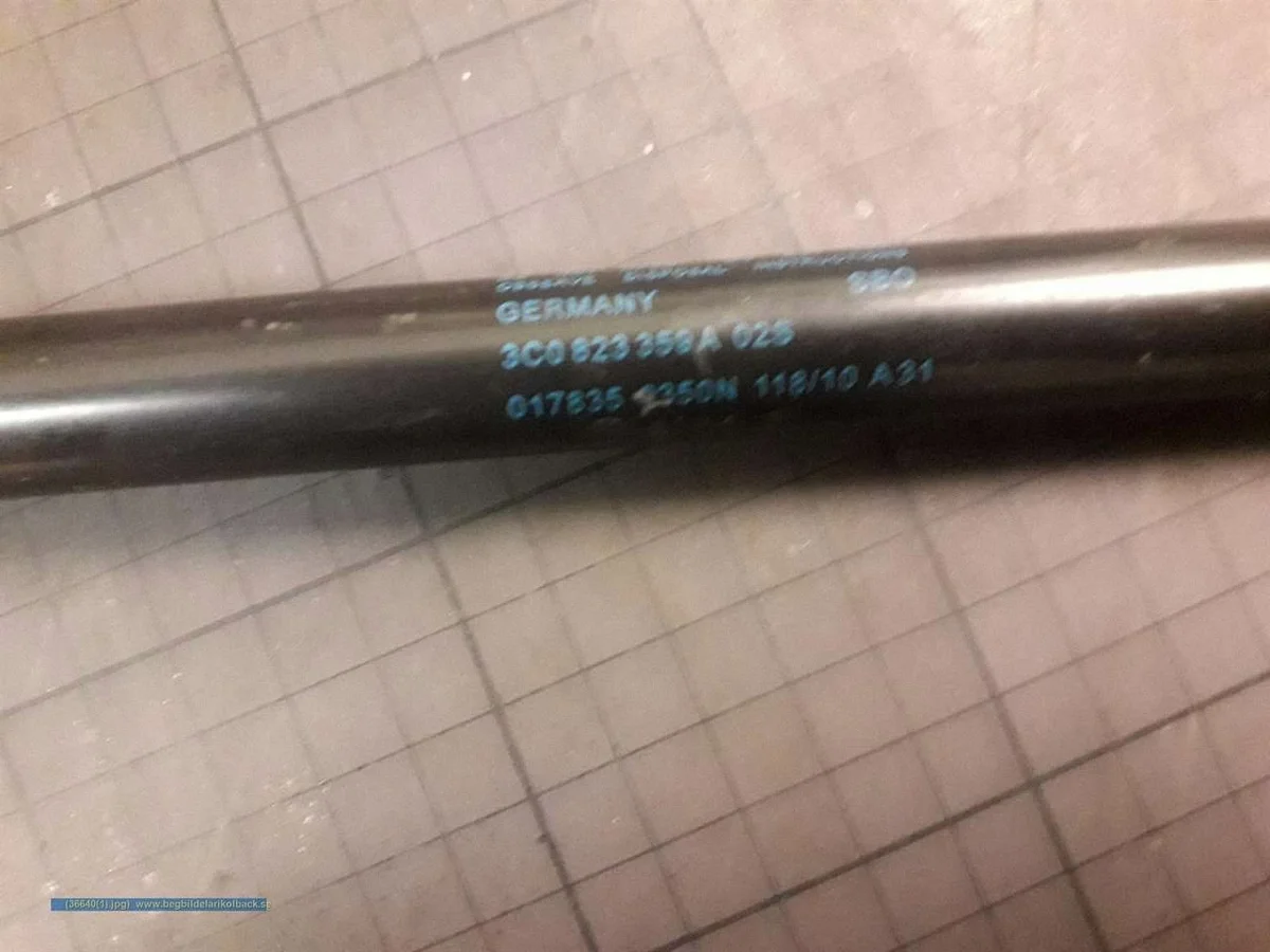Atuador Tampa Porta-Malas VW Passat B6 3C0823359A