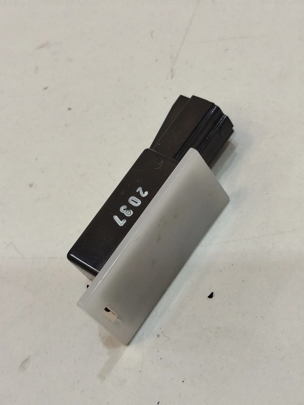 Luz LED Skoda Superb III 3V0919390B Usado