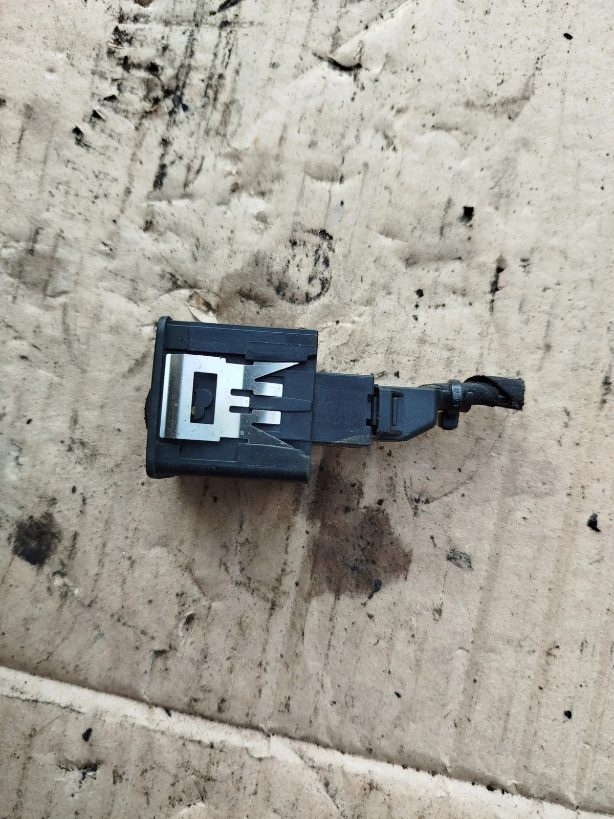 VW Passat B6 Interruttore Luci Usato image 3