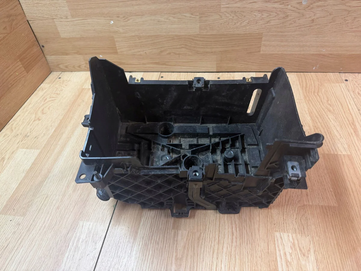 Batterihållare Renault Trafic III (X82) 244287528R