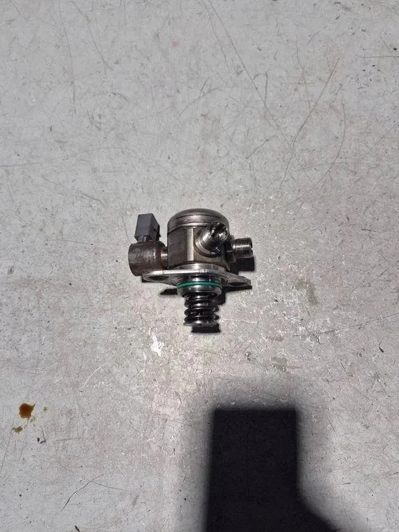 Pompe haute pression A2780701201 Mercedes W221