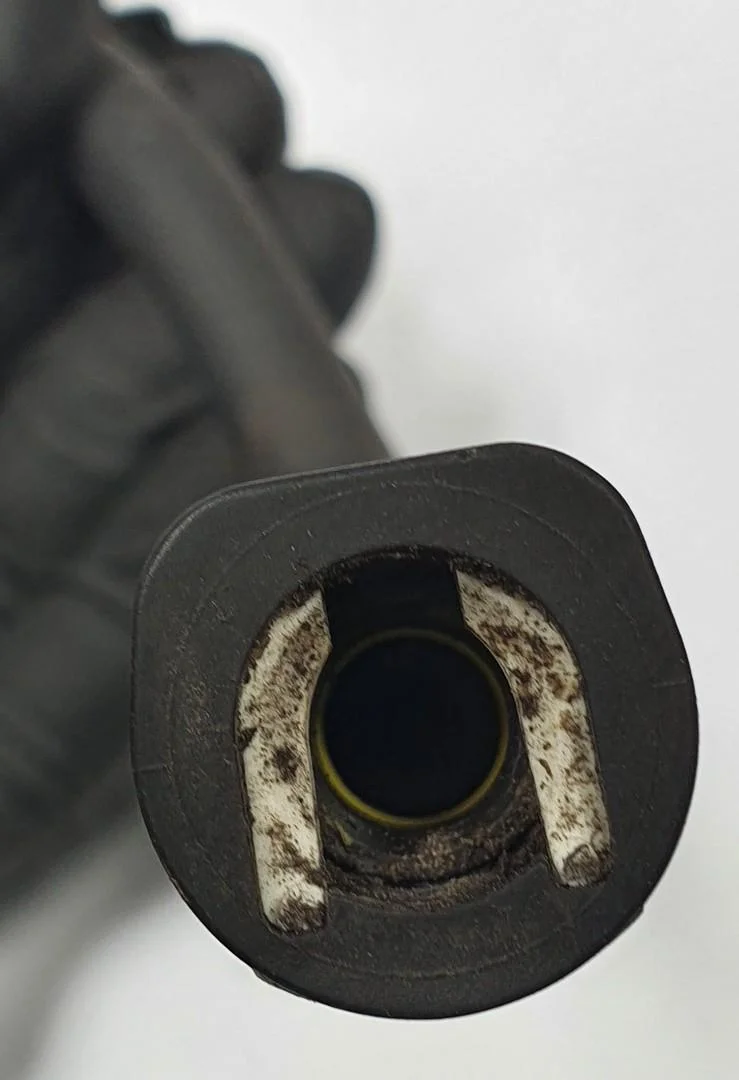 Ford Focus MK2 2.0 B 16V Kraftstoffpumpen-Schwimmerleitung image 3