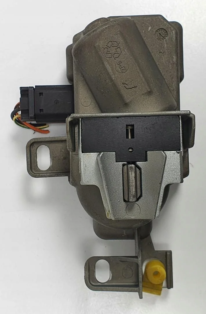 Blokering ratt Volvo C70 II P30776153