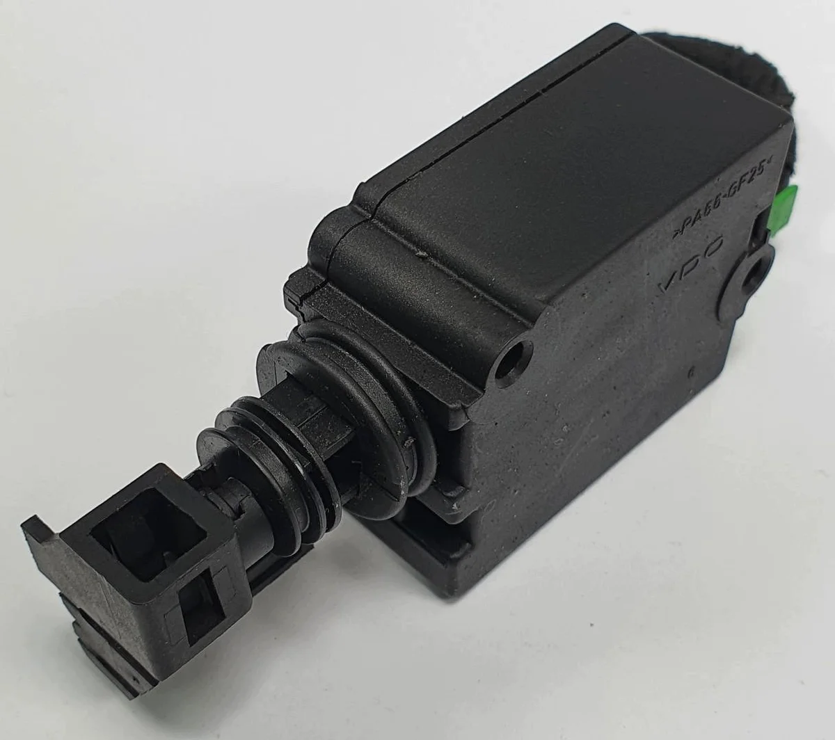 Volvo C70 II Trunk Lock Actuator 30699960 image 3