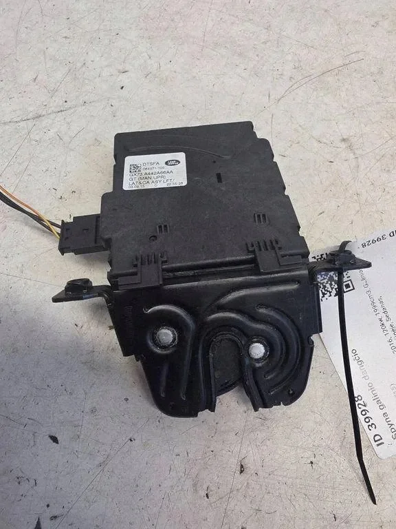 Jaguar XE Cerradura Maletero Usada GX73-A442A66-AA