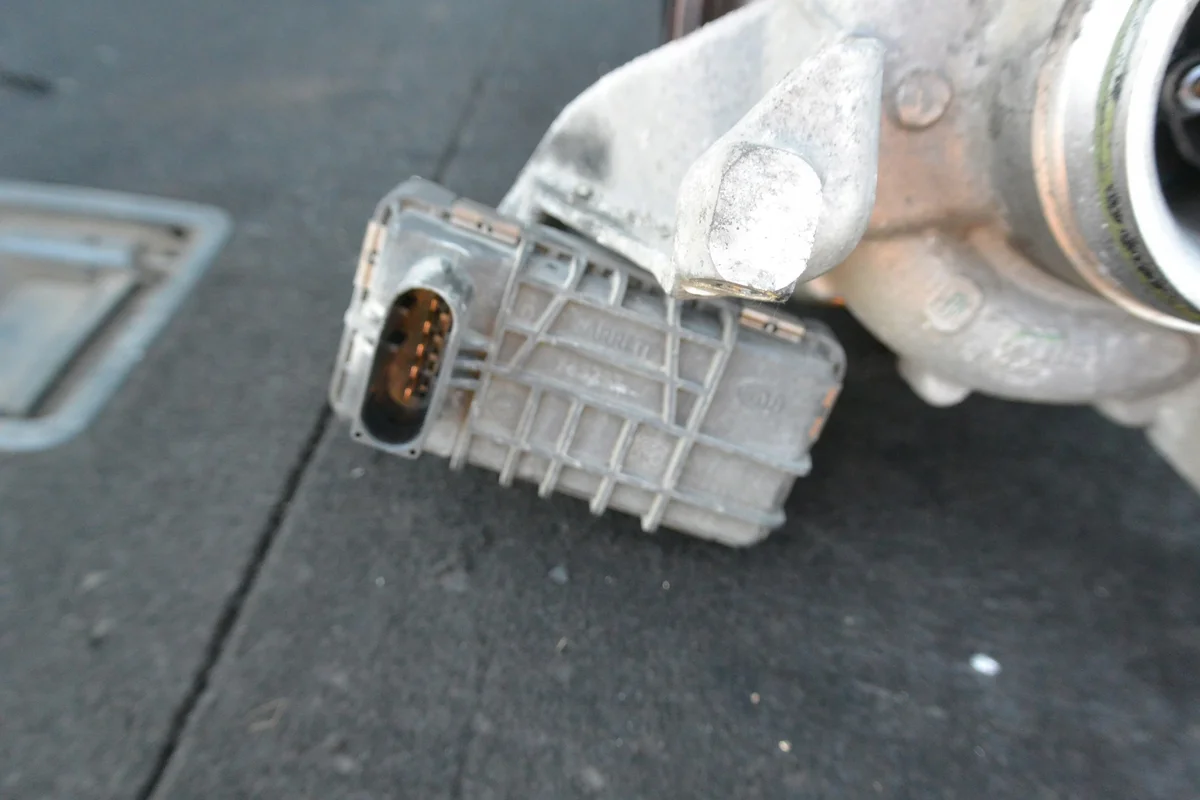 Turbina BMW X5 E70 3.0D N57D30 Usada image 8