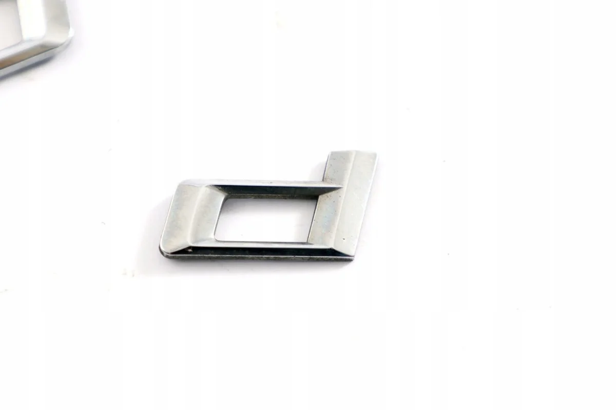 Emblème Coffre BMW E90 318i Arrière 7039787 image 6