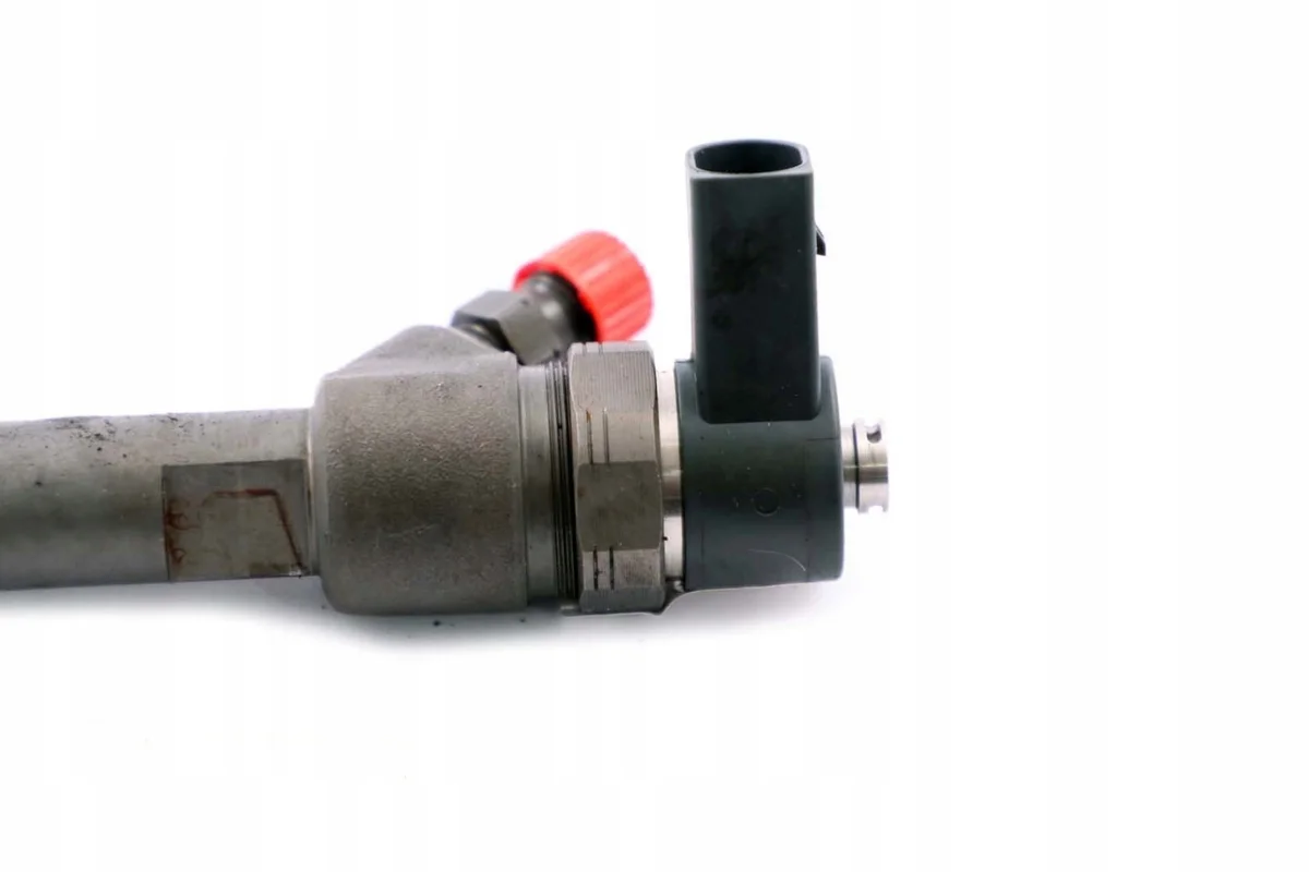 Injecteur Mercedes W203 W211 OM646 A6460700787 image 5