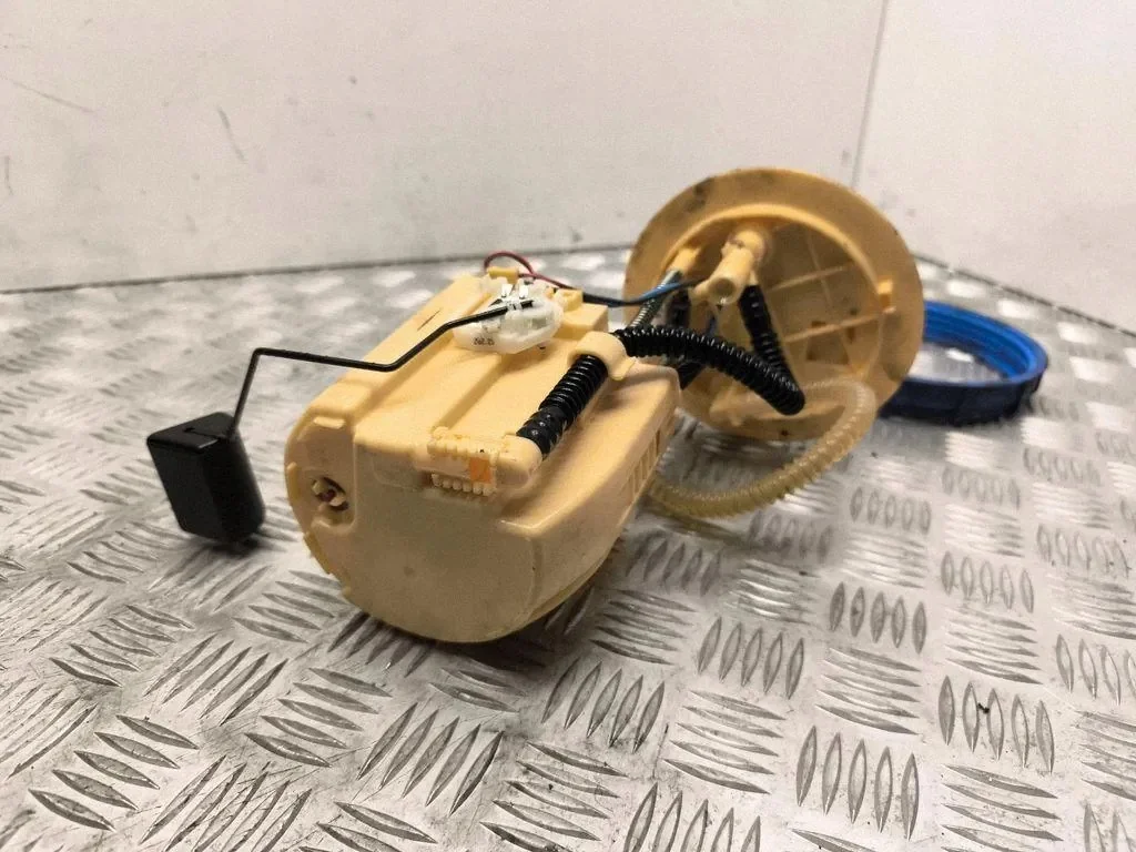 Kraftstoffpumpe Toyota Avensis 7702005160 image 5