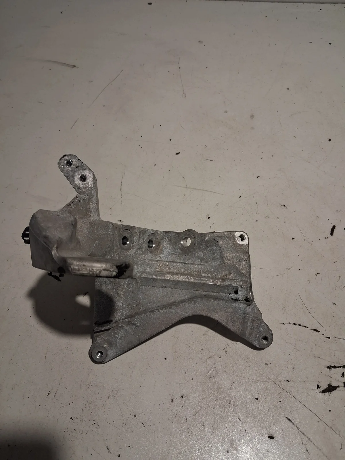 Soporte Motor Mercedes GLA H247 A6542241000