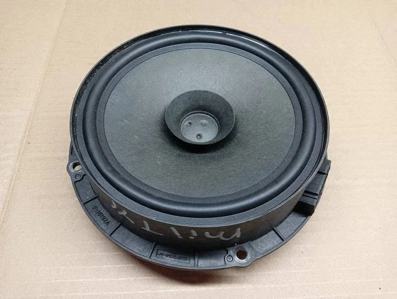 Alto-falante Porta VW UP Skoda Seat Mii Usado