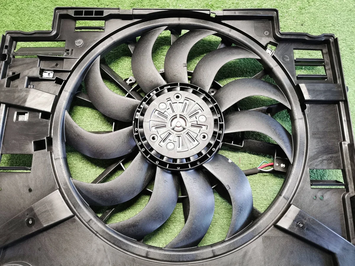 Ventilatore Range Rover Velar F-Pace M8A28C607BDDAN image 4