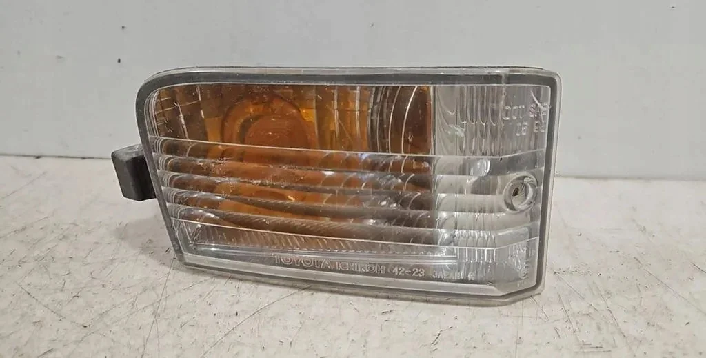 Farol de Nevoeiro Toyota RAV 4 (XA20) E139799