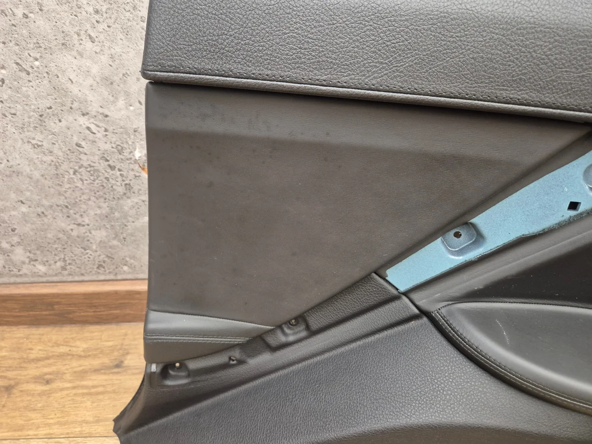 BMW M6 F13 takapaneeli, nahka, OEM 8056154 image 6