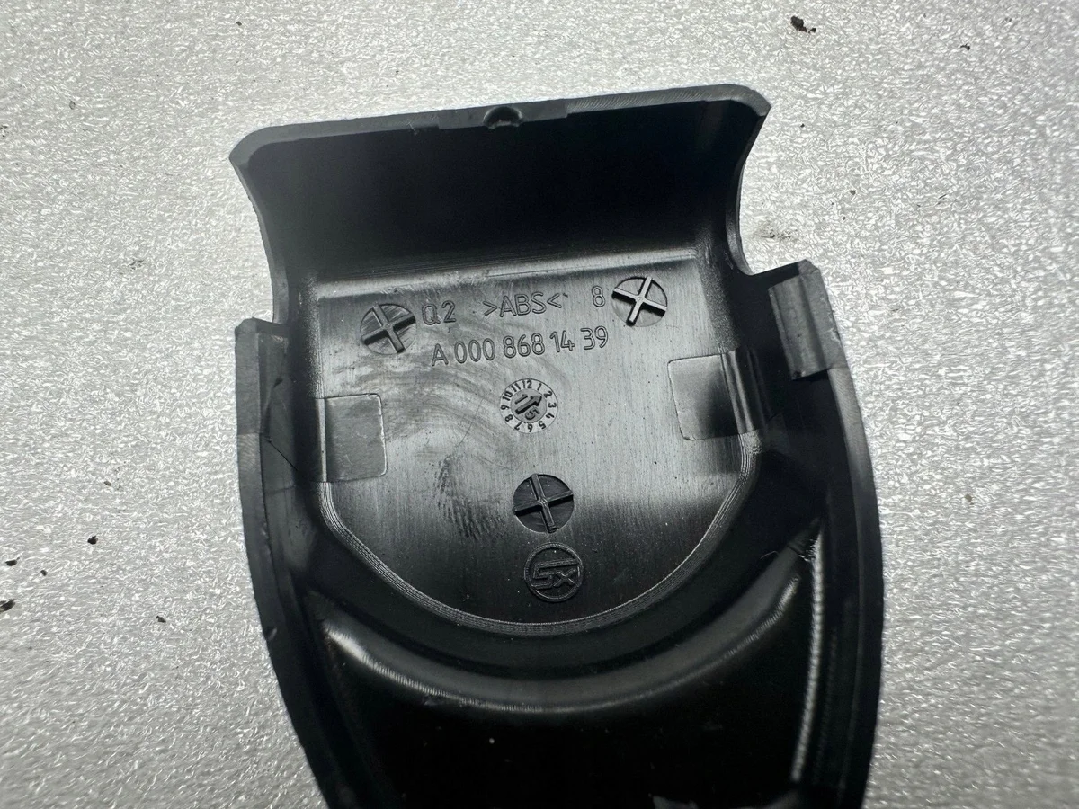 Interieurdeel Mercedes-Benz C W205 A0008681439 image 3
