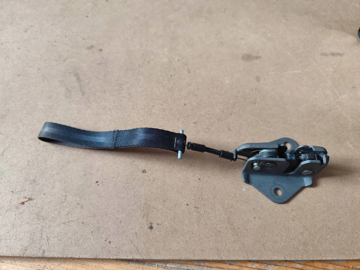 Ford Focus USA 2008 - Chiusura schienale sedile