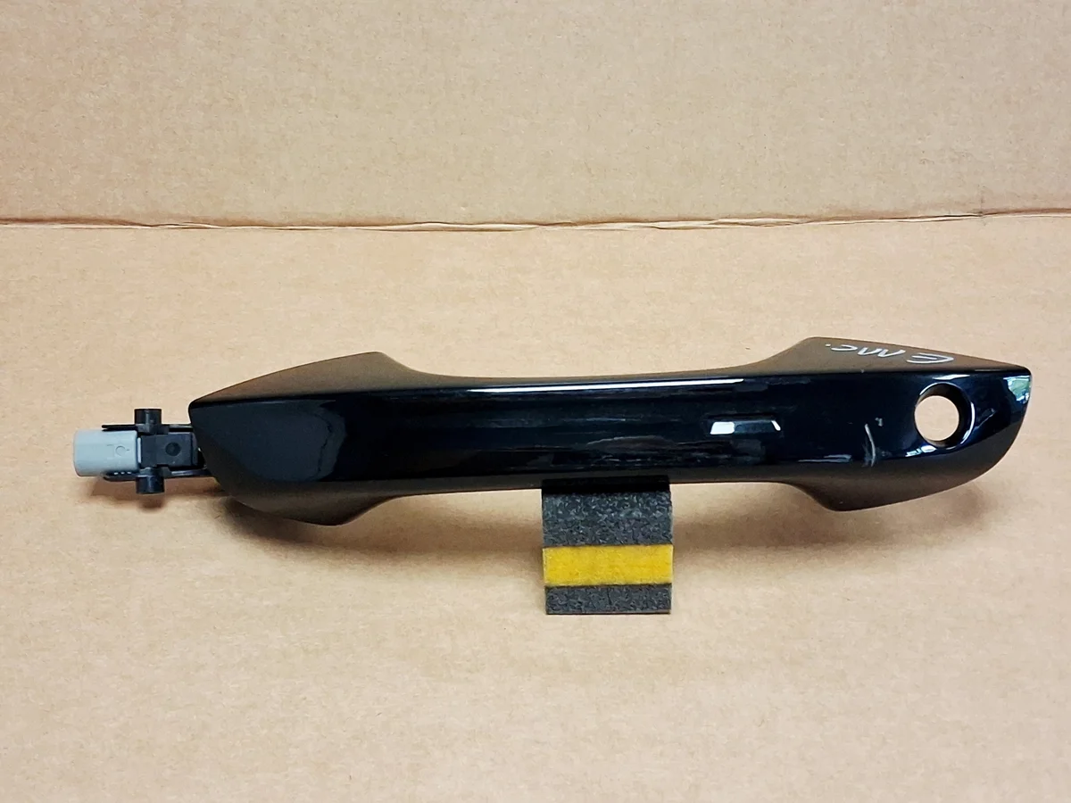 VW Golf VIII Türgriff vorne links gebraucht