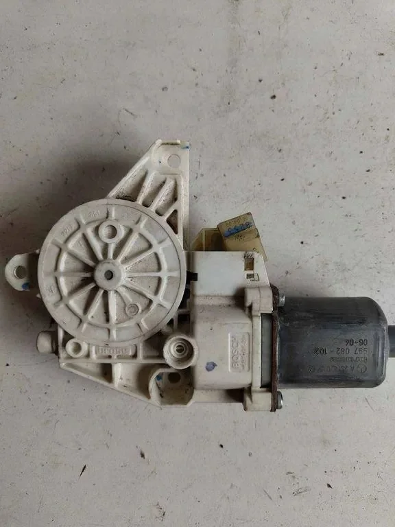 Motorino tergicristalli Mercedes-Benz ML W164 997082102