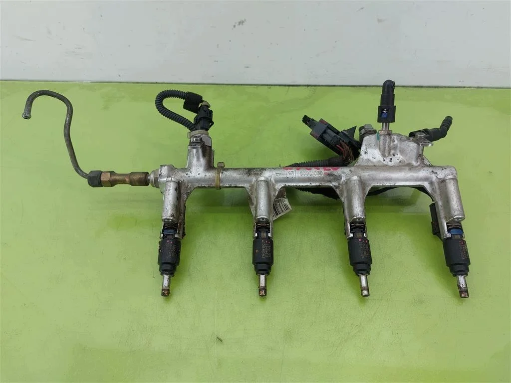 Einspritzleiste Opel Vectra C Signum 2.2 16V image 4