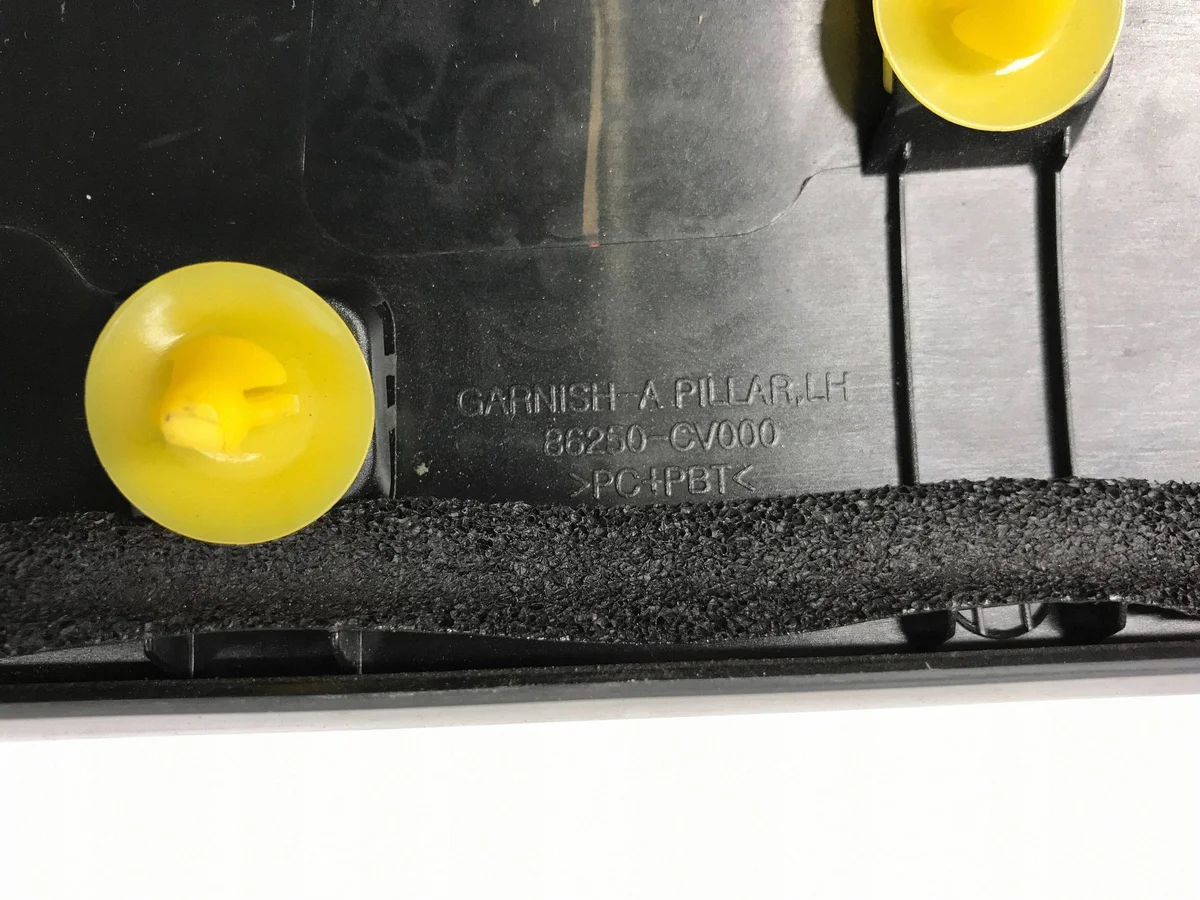 Front Windshield Trim Left Yaris Cross image 9