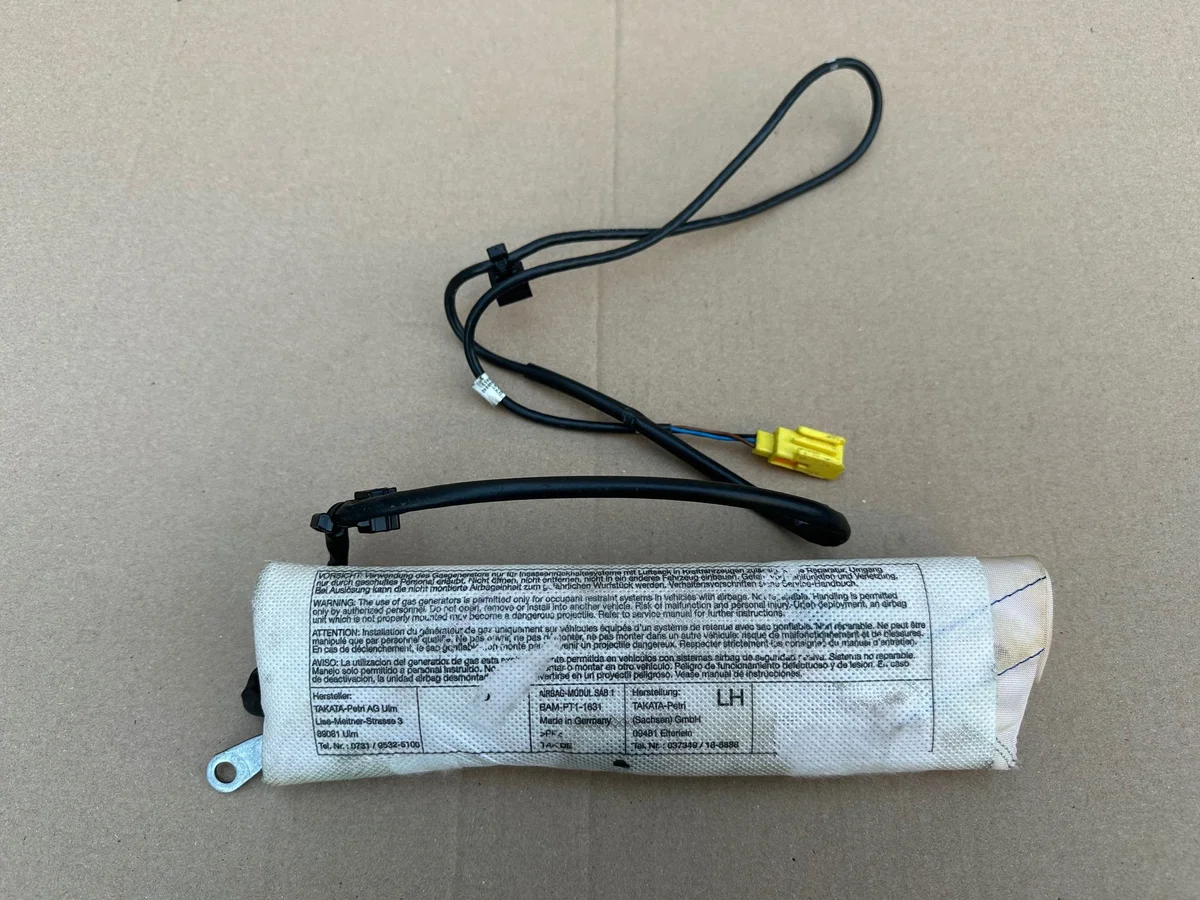 SKODA SUPERB II Sitz Fahrer Links 3T0971582
