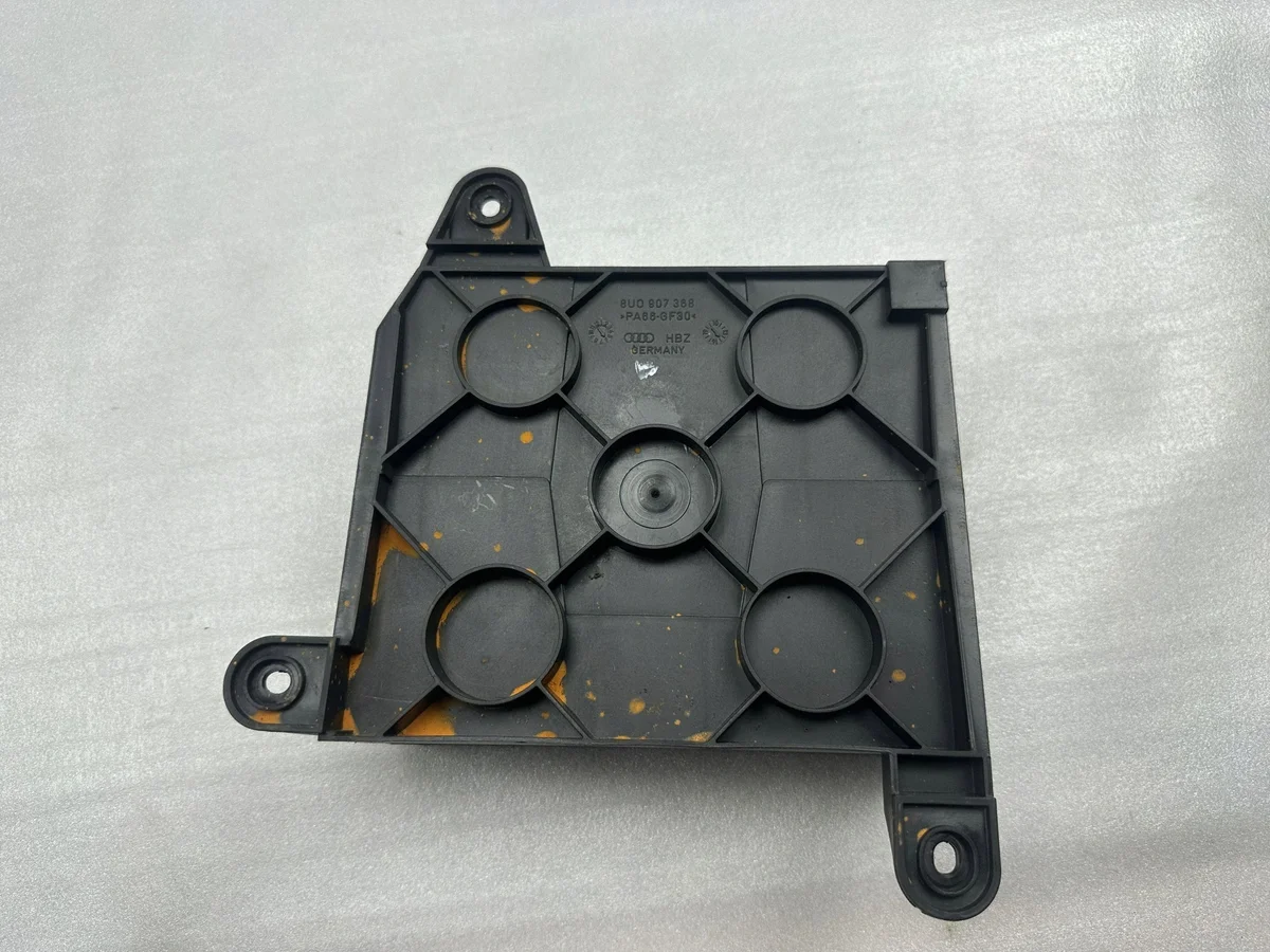 Audi RS Q3 8U0907368 - Pièce intérieure image 4