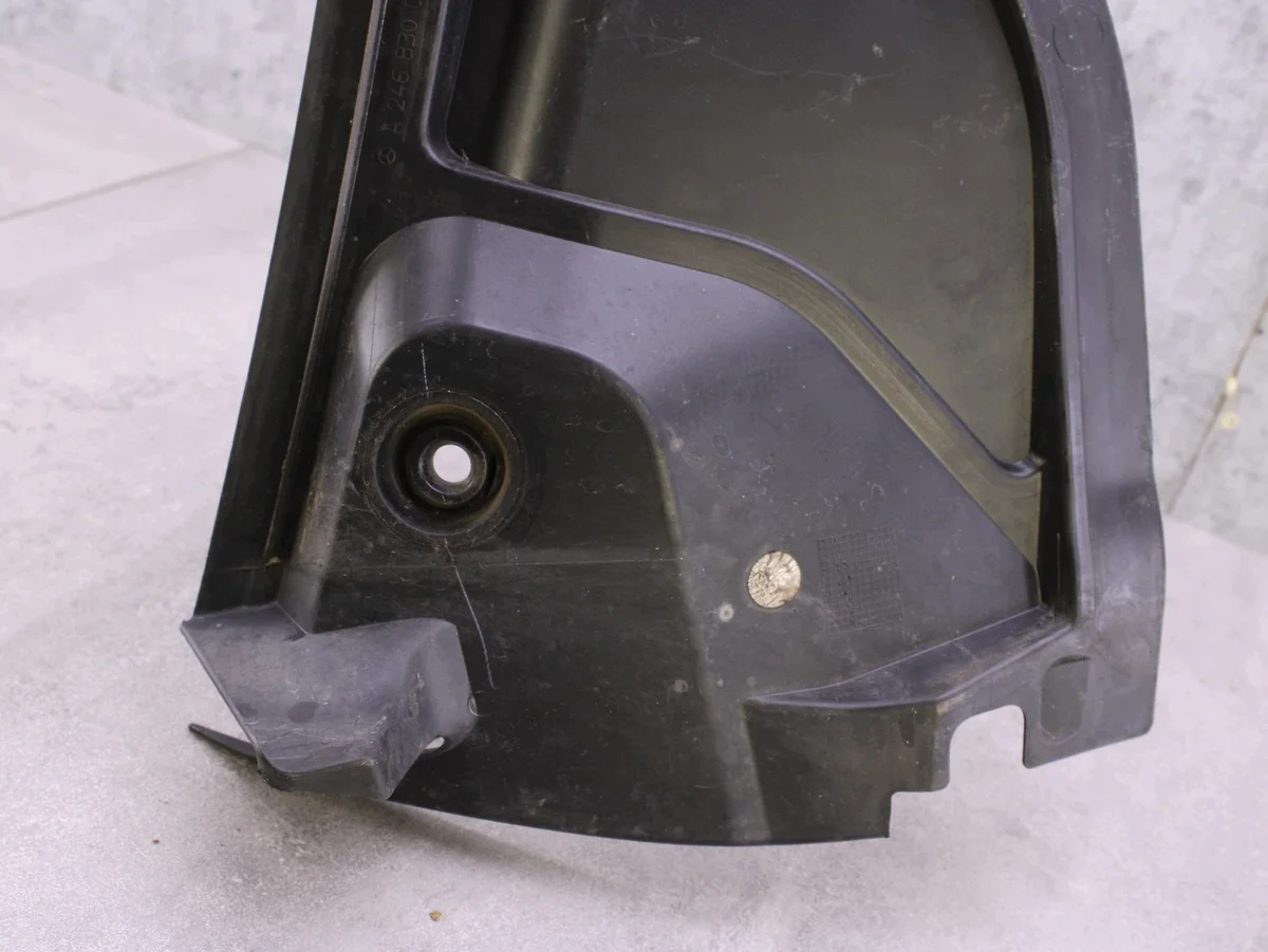 Mercedes B-Class W246 Upper Windshield Left image 7