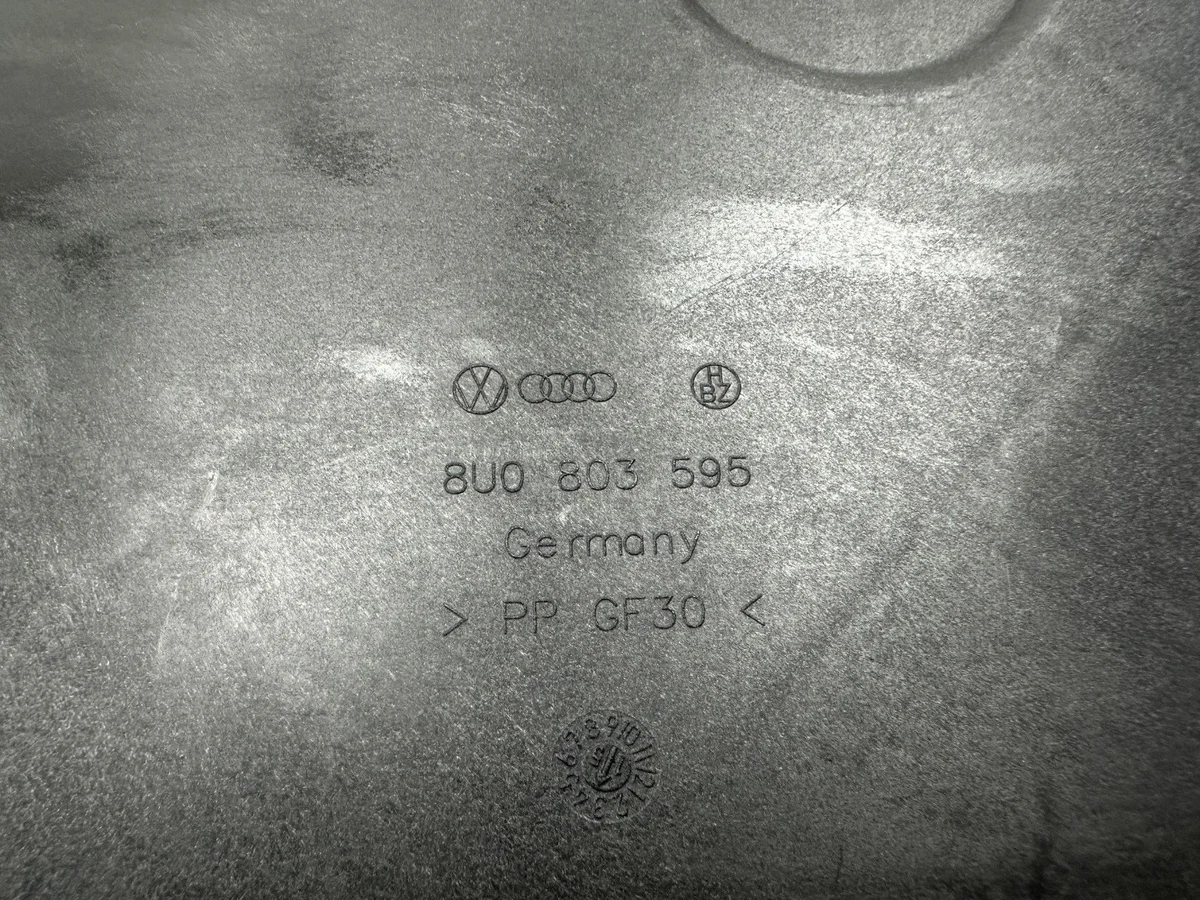Abdeckung Batterie Audi RS Q3 8U0803595 image 4
