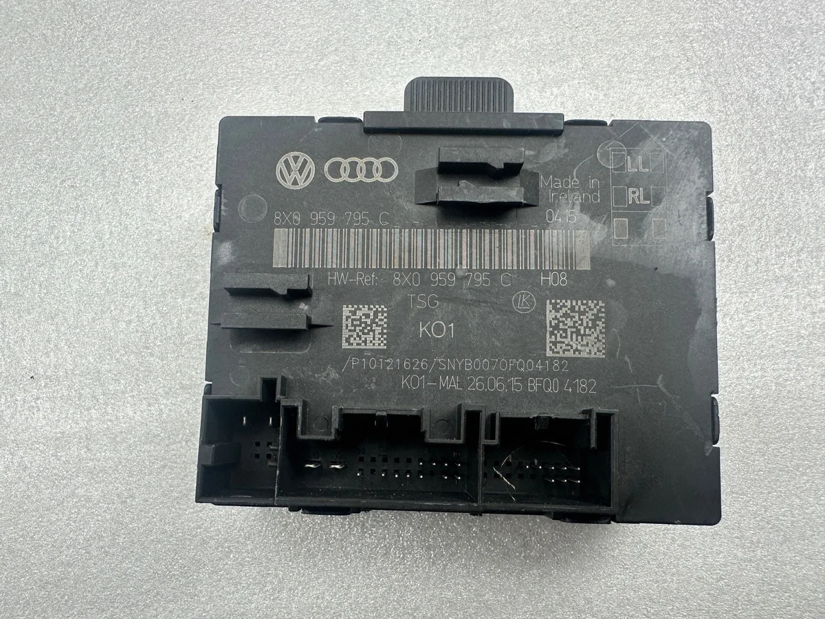 Audi RS Q3 Door Module 8X0959795C image 4