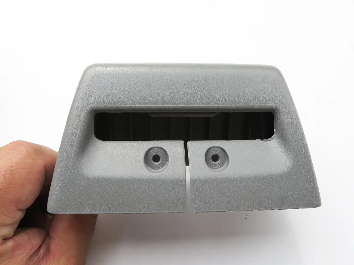 VW T5 T5.1 Sitzgurtführung gebraucht 7H0882535C5 image 3