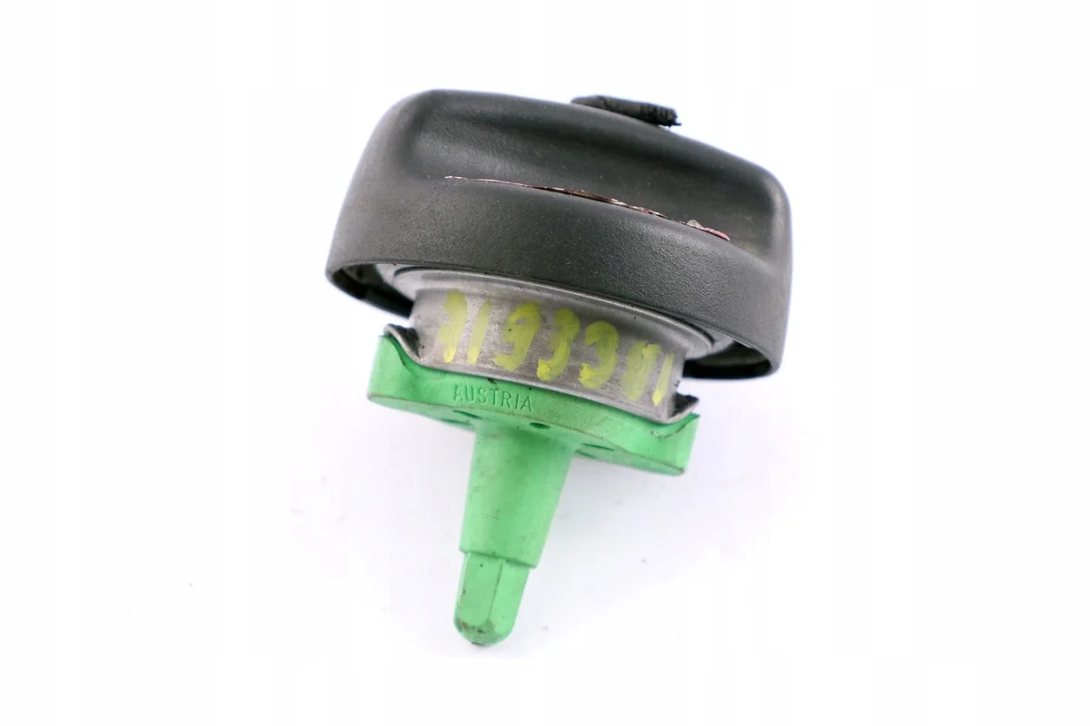 BMW X3 E83 E70 E60 E61 E87 E90 E91 E92 Tankdeckel Diesel 7193381 image 7