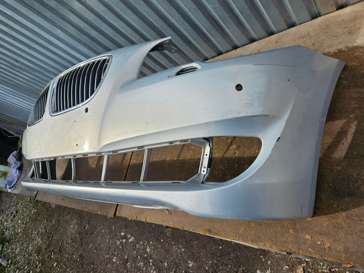 Stoßstange vorne BMW F10 Spacegrau gebraucht image 6