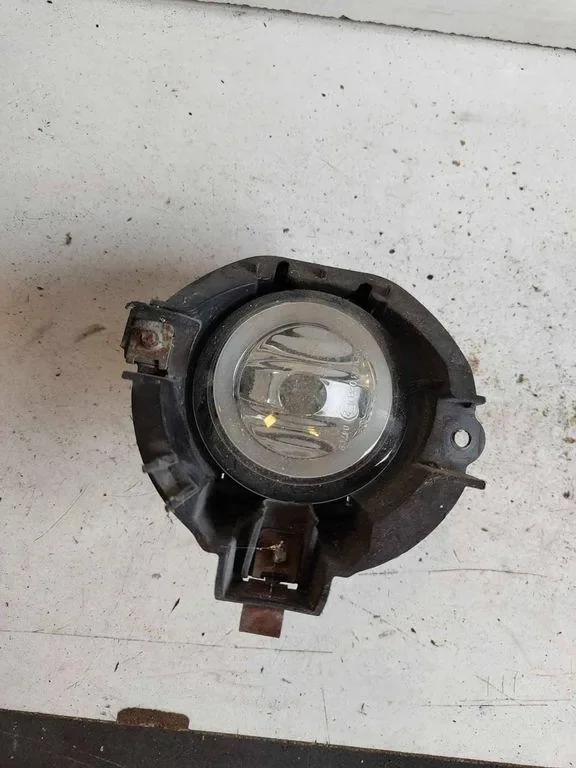 Phare antibrouillard Toyota RAV 4 XA30 F0302B04709