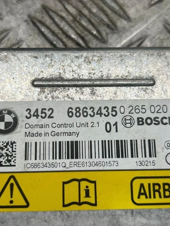 BMW F20 F21 F30 Airbag Module 6863435 image 3