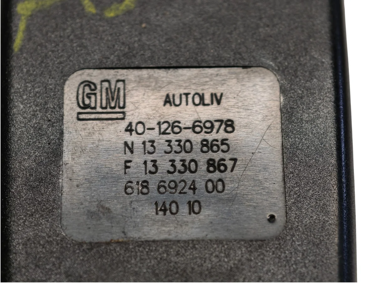 Opel Astra J Grapa Hebilla Cinturón Derecha Delantera image 6