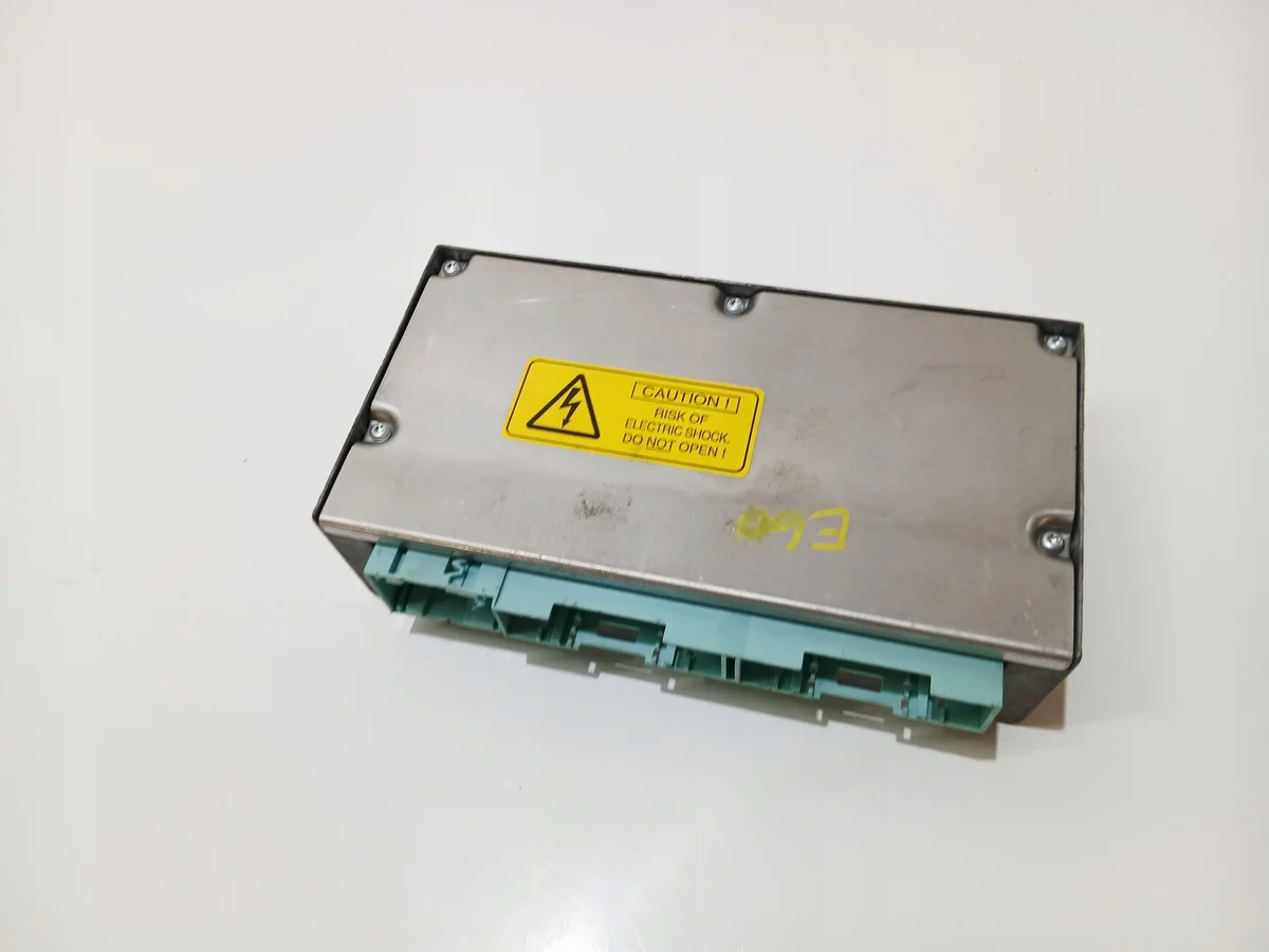 Airbag Module BMW E60 E61 6960381 Used image 3