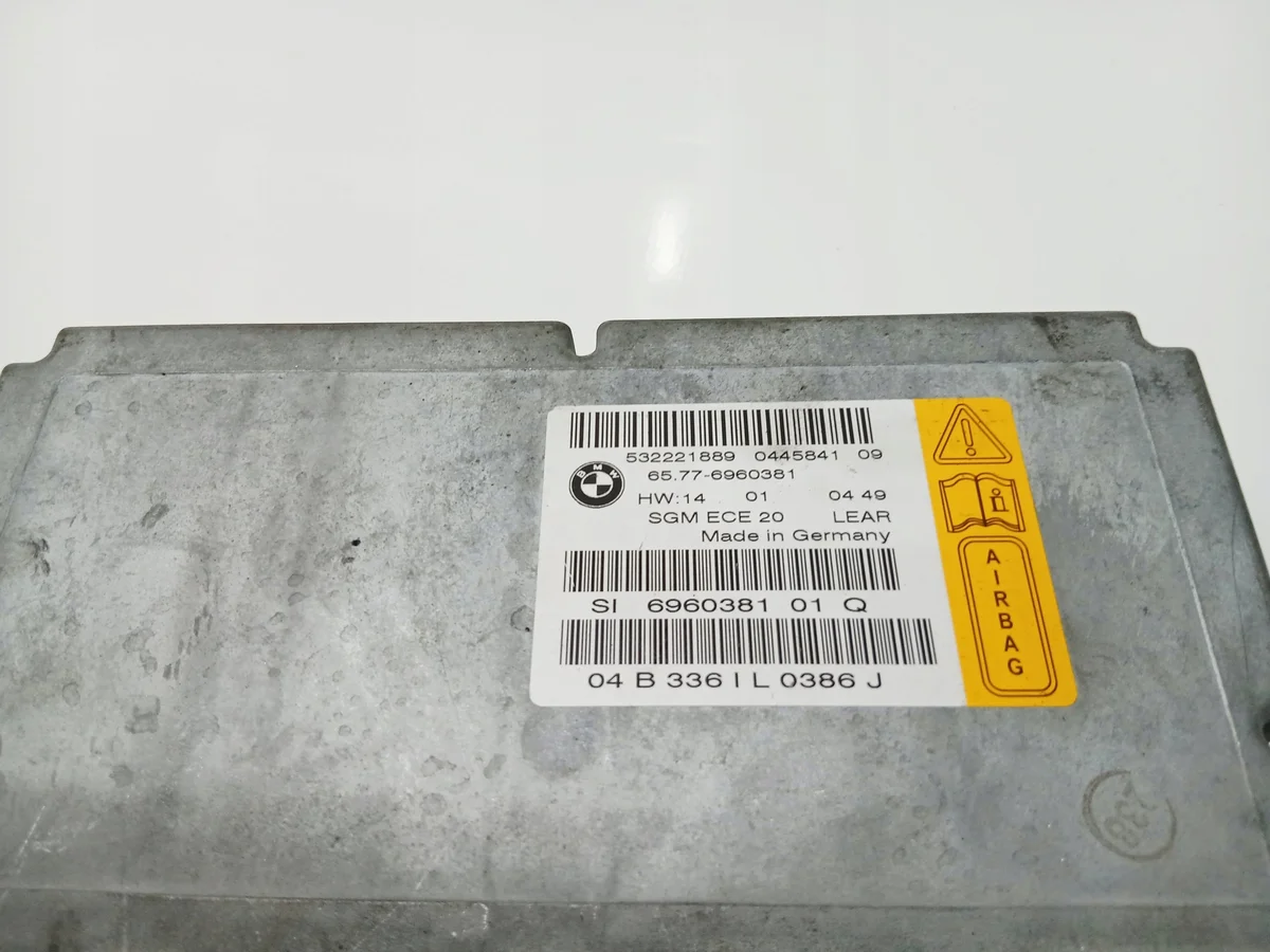 Airbag Module BMW E60 E61 6960381 Used image 5