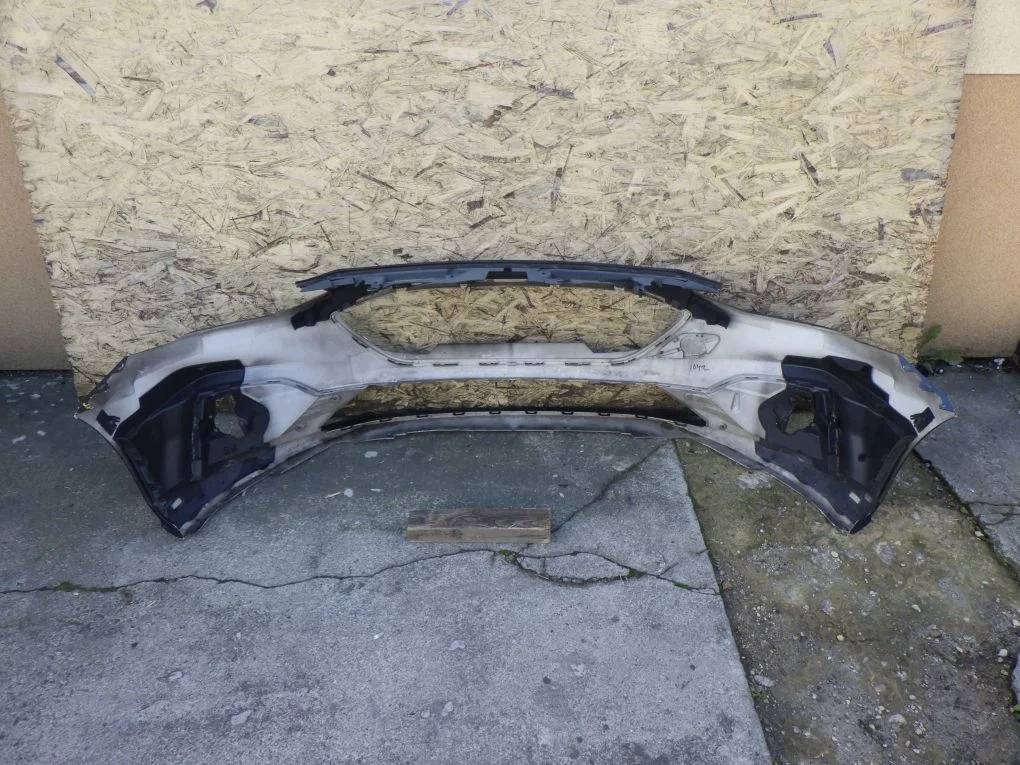 Para-choques Ford Focus MK4 ST Line Usado image 10