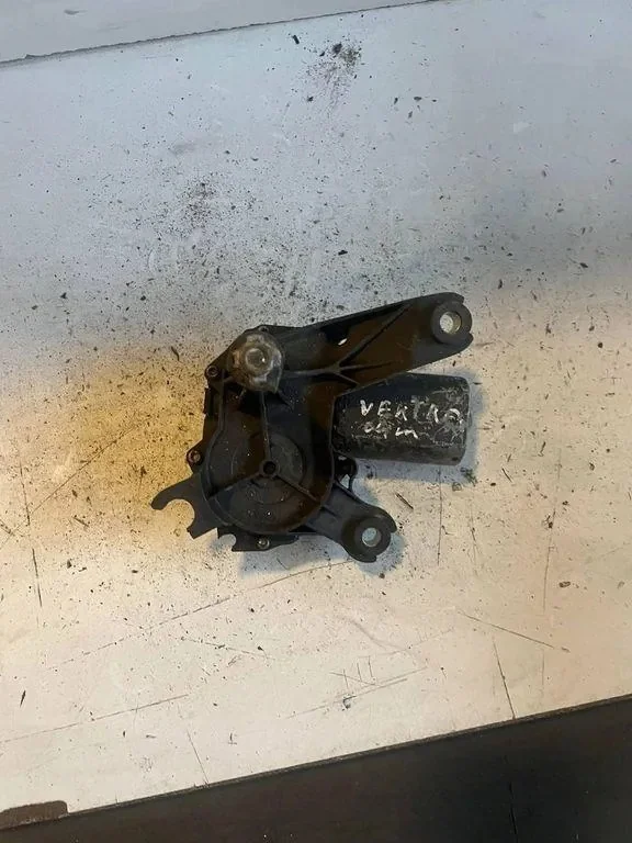 Motorino tergicristallo posteriore Opel Meriva A GM0913802