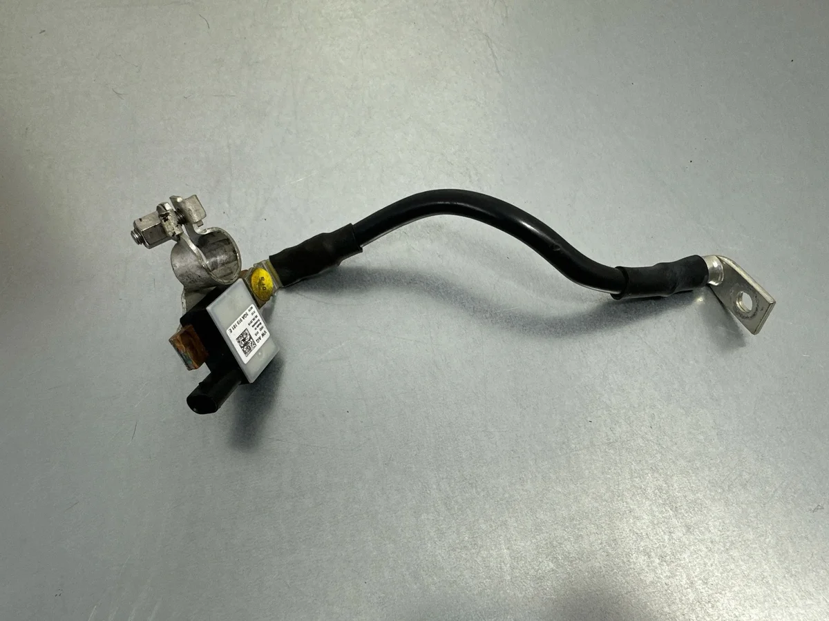 Klema Minus Volkswagen Tiguan 5QA915181E image 3