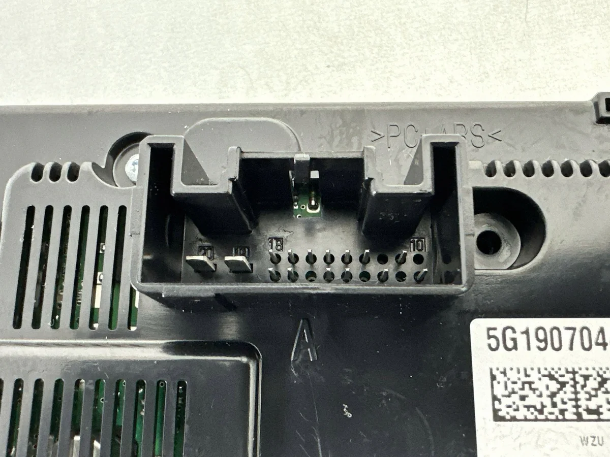 Volkswagen Climate Control Unit 5G1907044C image 6