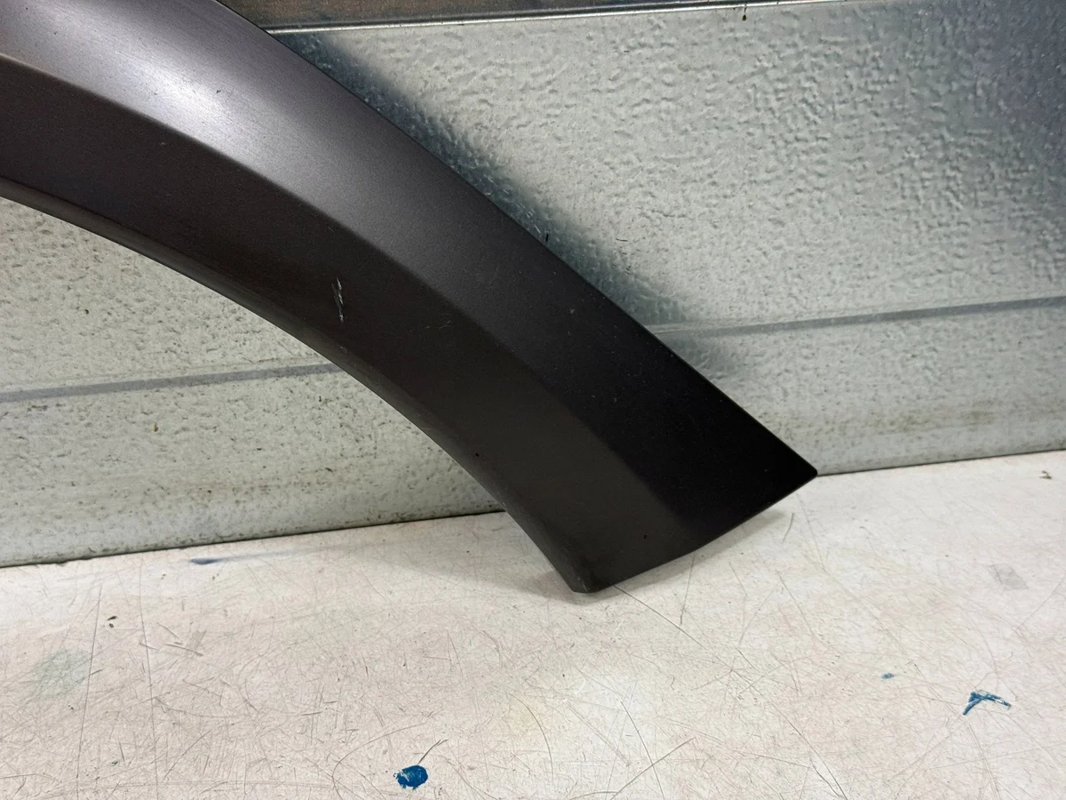 Peugeot 508 RXH 2016 Fender Trim Right image 7