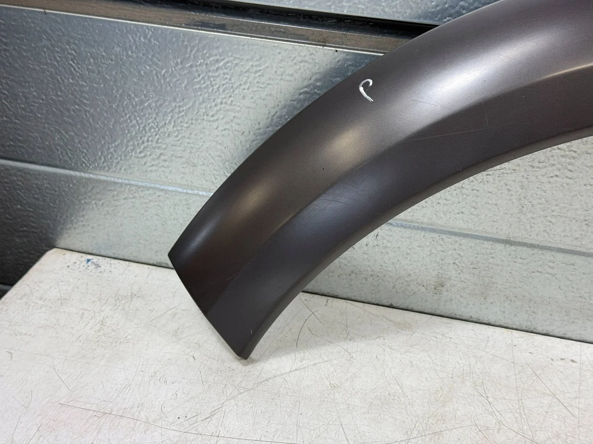 Peugeot 508 RXH 2016 Fender Trim Right image 10