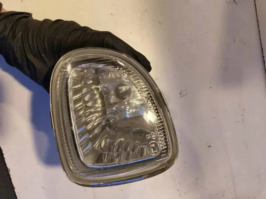 Farol de Nevoeiro Toyota Yaris 0753 Usado