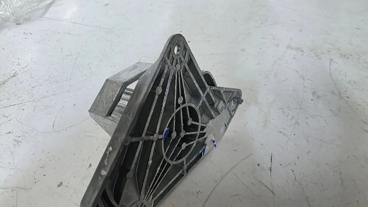 Halterung Armlehne Renault Espace IV LIFT links image 4
