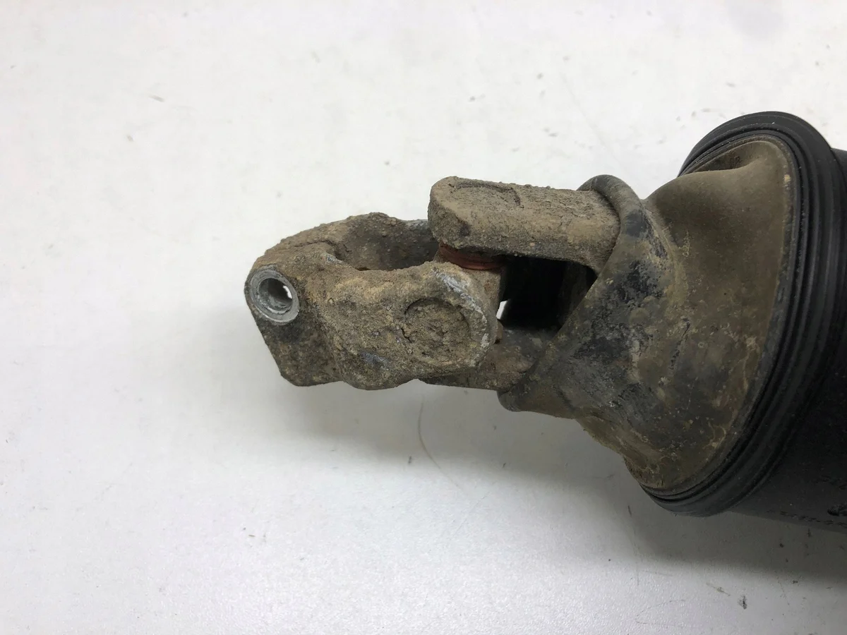 Audi A8 S8 D4 4H 2011 Cardan Direction image 3