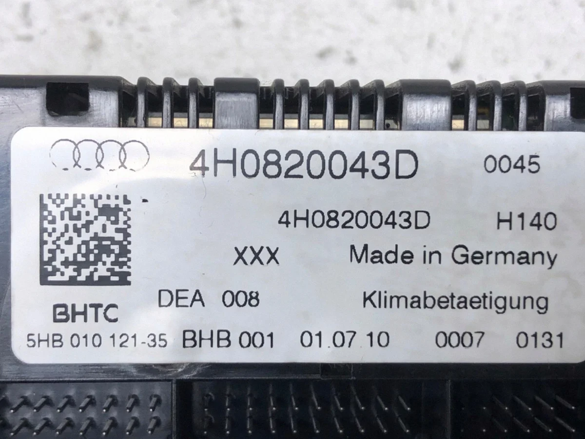 Panneau de commande climatisation Audi A8 D4 S8 image 3