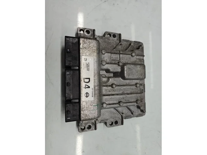 ECU moottorin ohjainyksikkö Nissan Qashqai